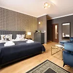 Wine & Wellness Besedni Dum Hotel 3*