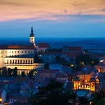 Wine & Wellness Besedni Dum 3*