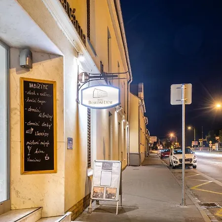 Hotel Wine & Wellness Besedni Dum Valtice