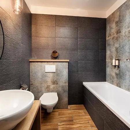 Hotel Wine&wellness Besední Dům 3*