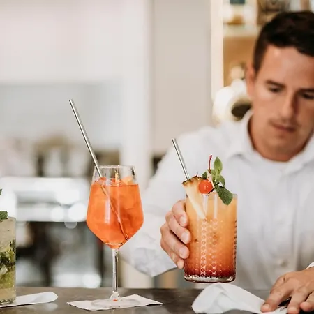 Wine & Wellness Besedni Dum Szálloda Valtice