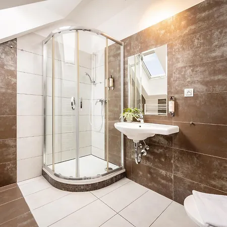 Hotel Wine&wellness Besední Dům 3*