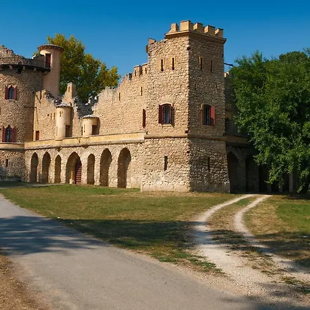 Szálloda Wine & Wellness Besedni Dum 3*