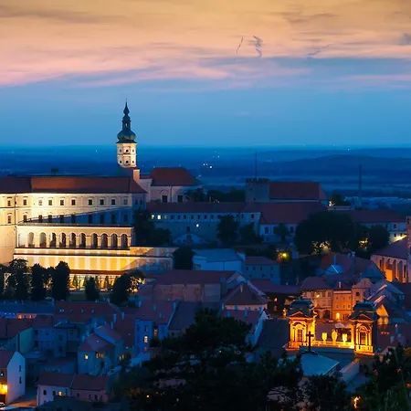Wine&wellness Besední Dům 3*