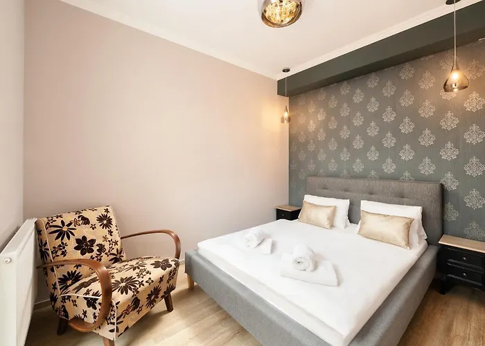 Wine & Wellness Besedni Dum 3* ヴァルチツェ
